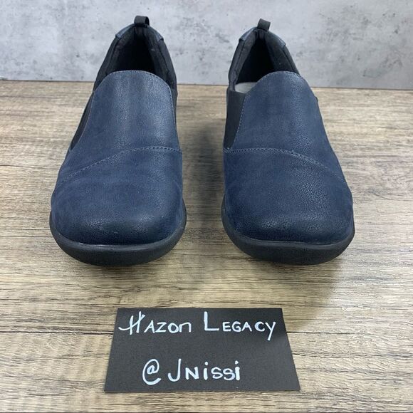 Cloudsteppers By Clarks~Women’s~Navy Blue~Slip On Shoes~Size 8.5M - Picture 3 of 8